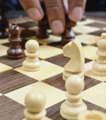 Premium Handcrafted Sheesham Wood Magnetic Folding Chess Set - Image 3